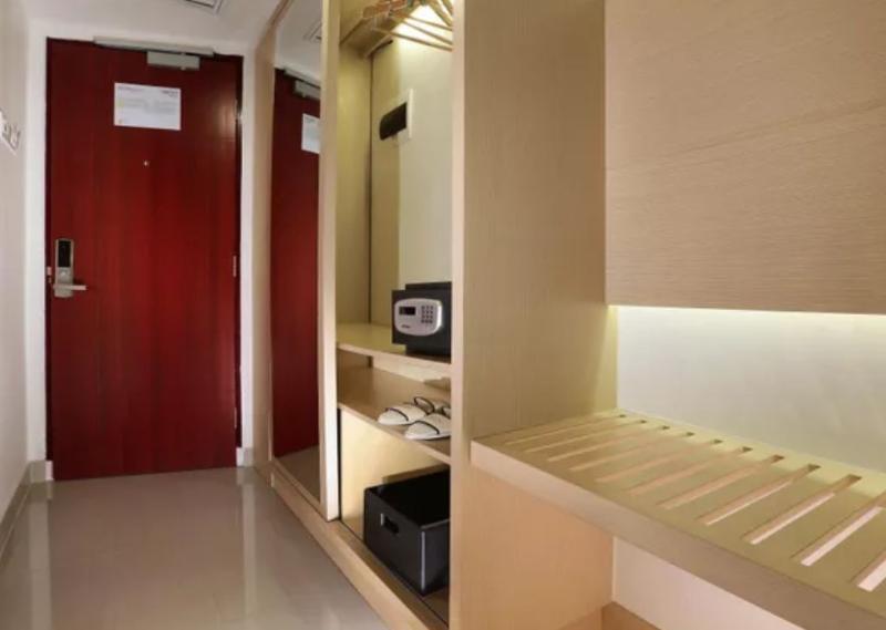 Golden City Hotel And Convention Center - Chse Certified سيمارانغ المظهر الخارجي الصورة