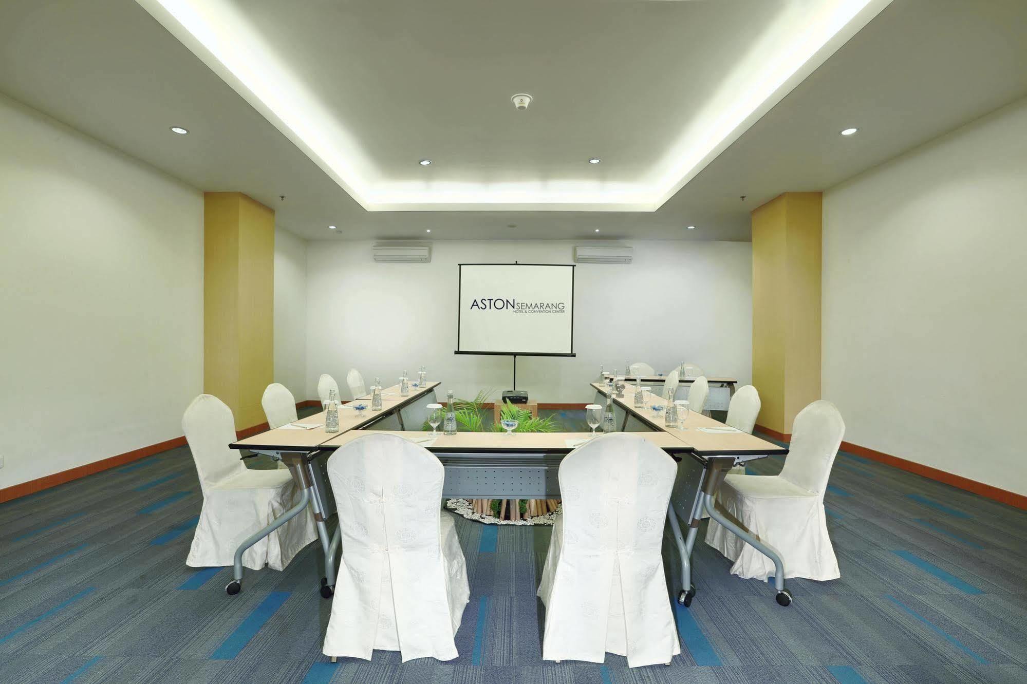 Golden City Hotel And Convention Center - Chse Certified سيمارانغ المظهر الخارجي الصورة